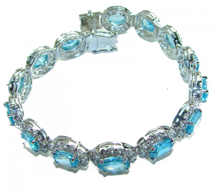 Spectacular 48.5 carat authentic Swiss Blue Topaz .925 Sterling Silver handmade Bracelet - Swiss Blue Topaz bracelet, side view, showing stones and clasp.