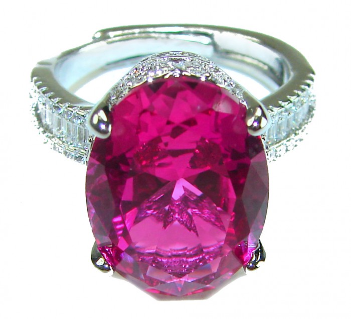Blooming Beauty 11.8 carat Pink Sapphire .925 Silver handcrafted Cocktail Ring s. 7 - Close-up of Blooming Beauty 11.8 carat pink sapphire ring in .925 silver.