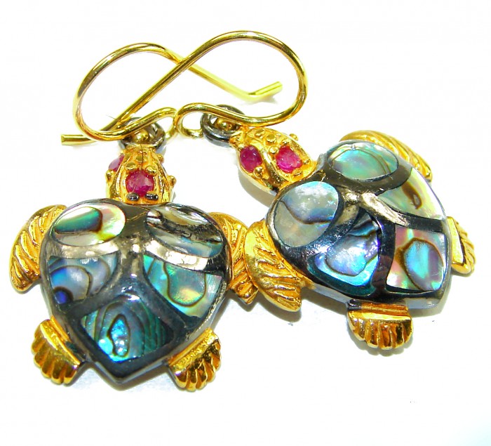 SEA TURTLES Style genuine Pearl 18K Gold over .925 Sterling Silver earrings - Turtle earrings with abalone inlay, gold over sterling, front view.