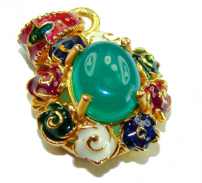 INCREDIBLE 3.2 carat Natural Jade Enamel 18K Gold over .925 Sterling Silver Pendant - Close-up of jade and enamel pendant in 18K gold over .925 silver.