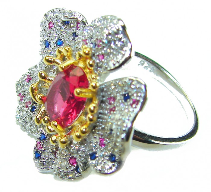 4.2 carat oval cut Brazilian Pink Tourmaline 2 tones .925 Silver handcrafted Cocktail Ring s. 6 1/4 - Close-up of 4.2 carat oval pink tourmaline ring, 2-tone, .925 silver band