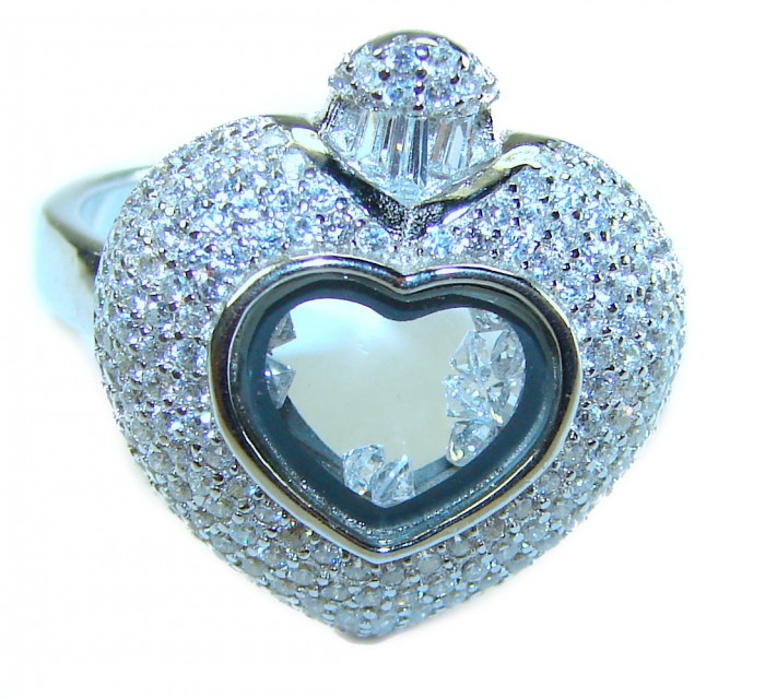 Precious Heart - Floating Memories 10.5 carat White Sapphire .925 Sterling Silver Handcrafted Statement Ring size 9 - Heart-shaped ring with close-up of floating white sapphires.