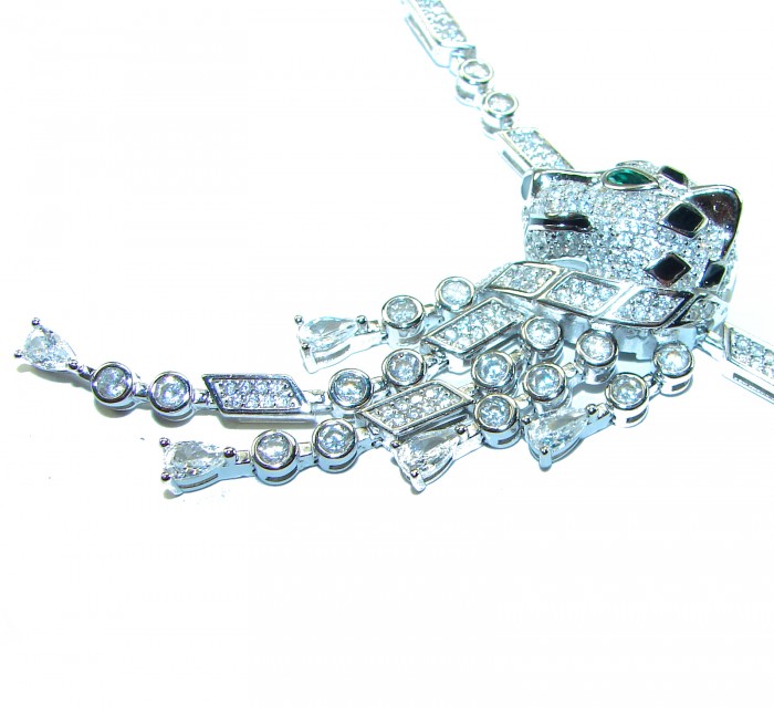 Panthère 4.5 carat Emerald black enamel .925 Sterling Silver handcrafted Bracelet - Close-up of Panthère design necklace in sterling silver and enamel.