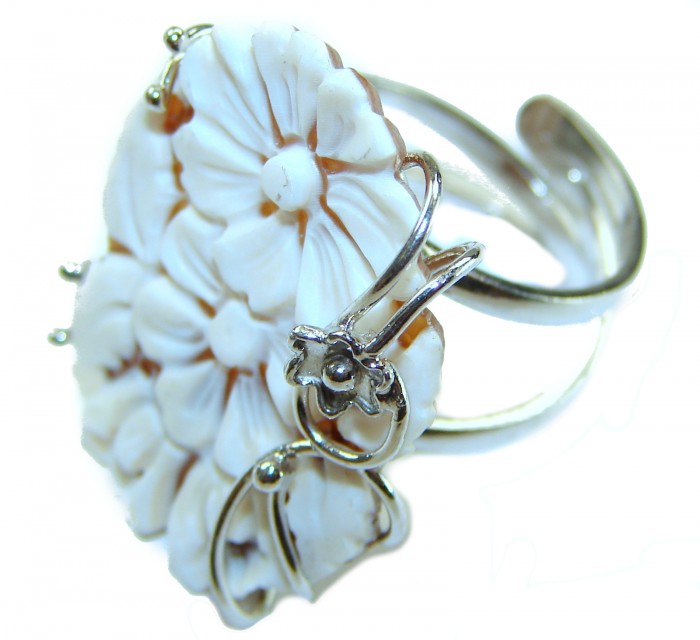Exquisite Flowers oval Cameo Shell 18K Gold over .925 Sterling Silver handcrafted Made in Italy Statement ring; s. 7 ADJUSTABLE - Close-up of floral cameo ring in 18K gold over sterling silver.
