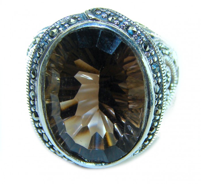 24.8 carat Authentic Smoky Topaz .925 Sterling Silver handcrafted Large ring size 7 - Close-up of 24.8 carat smoky topaz in .925 sterling silver setting.