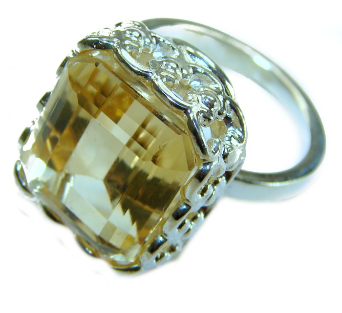 Solid 22.8 carat Genuine Lemon Quartz .925 Sterling Silver handcrafted ring size 8 - Close-up of 22.8 carat lemon quartz ring in .925 sterling silver setting.