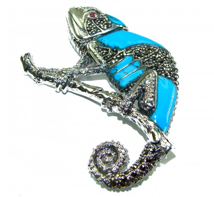 Spectacular Big Chameleon Lizard inlay Turquoise .925 Sterling Silver handmade Brooch - Side view of turquoise chameleon brooch on sterling silver branch.