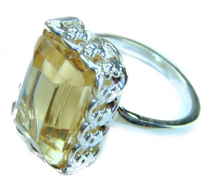 Solid 22.8 carat Genuine Lemon Quartz .925 Sterling Silver handcrafted ring size 9 - Close-up of 22.8 carat lemon quartz ring in .925 sterling silver setting.