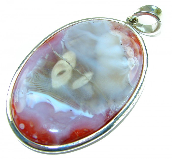 Top quality Butterfly Wings Jasper from Sierra Madre .925 Sterling Silver handmade Pendant - Close-up of top quality Butterfly Wings Jasper pendant stone.