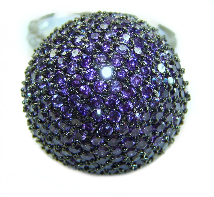 Tiffany Pave 27.5 carat authentic Amethyst .925 Sterling Silver Eternity Ring size 7 1/4 - Close-up of Tiffany pave amethyst dome ring in sterling silver.