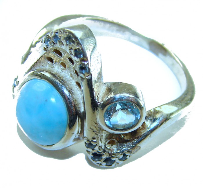 Blue Perfection AUTHENTIC Larimar .925 Sterling Silver handmade Large ring size 7 1/2 - Close-up of Larimar and blue stone sterling silver ring.