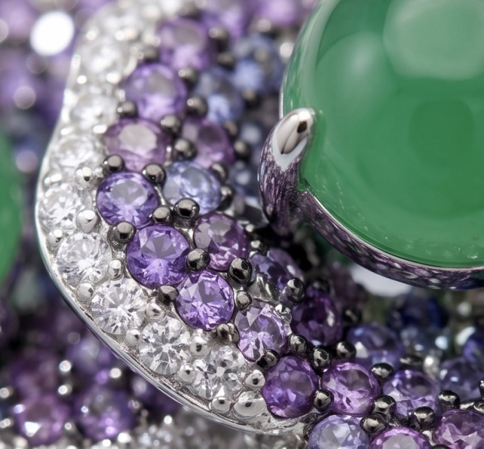 Isabella 4.9 carat Colombian Emerald 3.2 carat pave Amethyst .925 Sterling Silver dipped in Rhodium handcrafted Ring size 8 - Close-up of Colombian emerald and pave amethyst jewelry detail