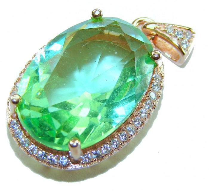 Royalty 9.9 carat authentic Himalayan Peridot 22K Gold over .925 Sterling Silver Handcrafted Statement pendant - Close-up of Himalayan Peridot pendant with 22K gold setting.