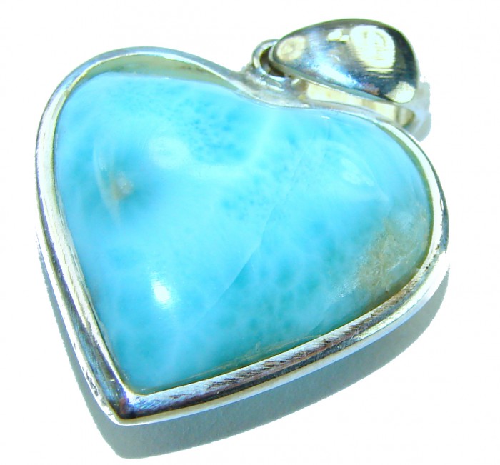 Angel's Heart amazing quality Larimar .925 Sterling Silver handmade pendant - Heart-shaped Larimar pendant in close-up, set in .925 Sterling Silver.