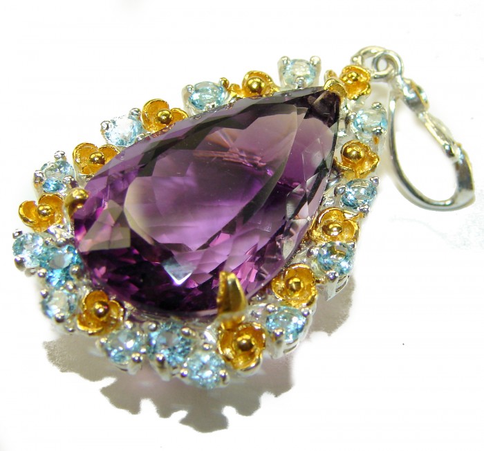 Vintage style 22.2 carat natural Amethyst 14K Gold over .925 Sterling Silver handcrafted Pendant - Close-up of vintage 22.2 ct amethyst pendant with gold detailing