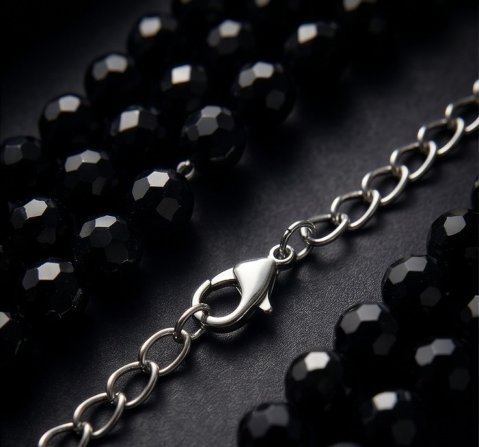 Rachel 250 carat Authentic Onyx .925 Sterling Silver handmade Necklace - Clasp detail of onyx and sterling silver necklace.