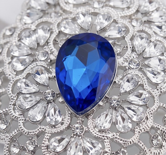 Oceania pear 26.8 carat Topaz Silver Handcrafted Brooch - photo 3