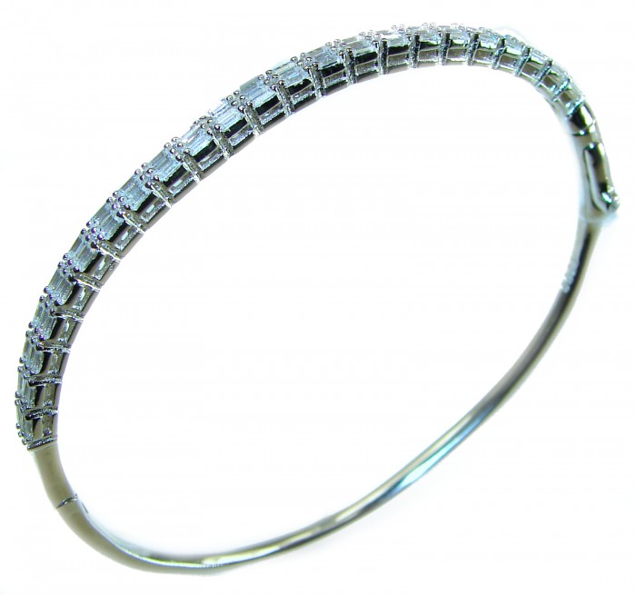 Precious Genuine 10.5 carat White Topaz .925 Sterling Silver handcrafted Bracelet - Side view of a white topaz bracelet in .925 sterling silver.