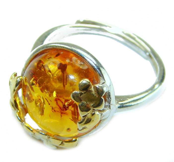 Authentic Baltic Amber .925 Sterling Silver handcrafted ring; s. 6 adjustable - Close-up of Baltic amber and sterling silver handcrafted ring.