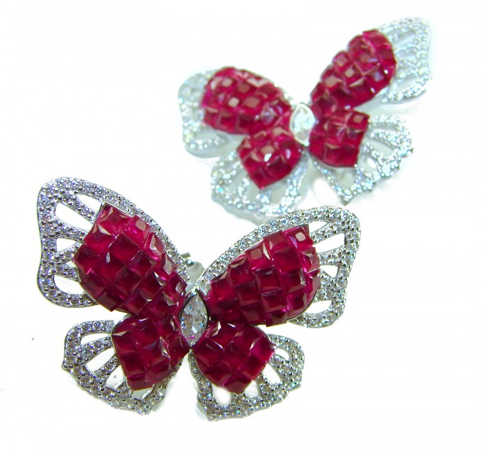 Large - 18.5 carat natural Ruby Butterflies .925 Sterling Silver Large handcrafted earrings - Ruby butterfly earrings in close-up view, showcasing detailed design.