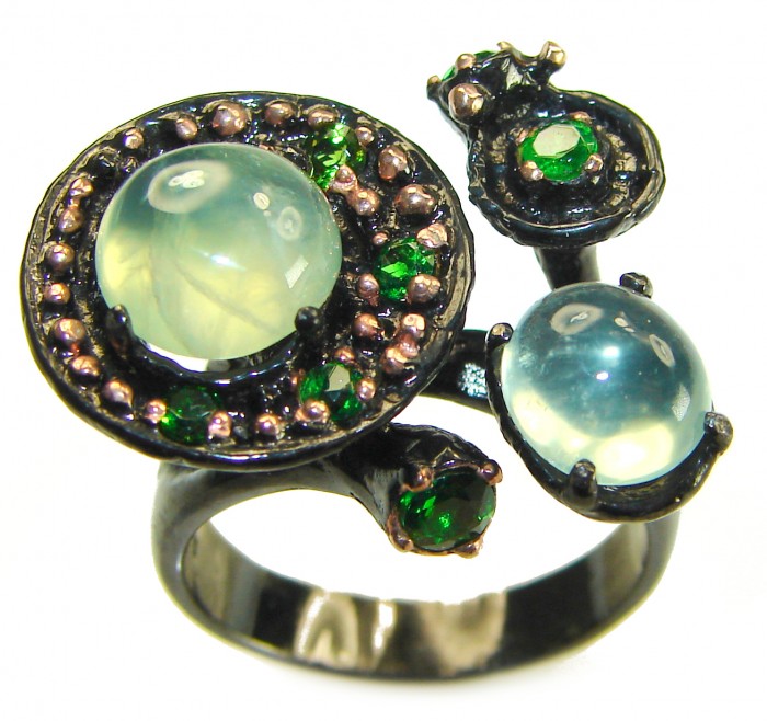 Best quality Prehnite black rhodium over .925 Sterling Silver handcrafted Ring Size 8 3/4 - Close-up of Prehnite ring with green stones on black rhodium-plated silver.
