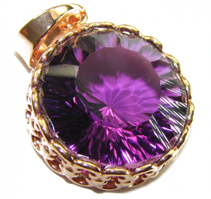 Deep Purple 10.2 carat natural Amethyst 18K Gold over .925 Sterling Silver handcrafted Pendant - Close-up of deep purple amethyst pendant set in 18K gold.