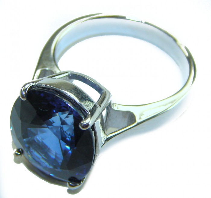 Nautilus 10.8 carat London Blue Topaz .925 Sterling Silver handcrafted Ring size 7 - Side view of Nautilus 10.8 ct London Blue Topaz sterling silver ring