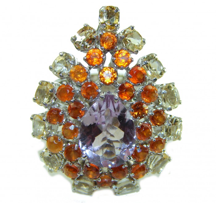 Tiffany - 27.5 carat Pink Amethyst rhodium over .925 Silver handcrafted Statement Ring s. 6 - Close-up of Tiffany 27.5 carat Pink Amethyst ring with orange stones