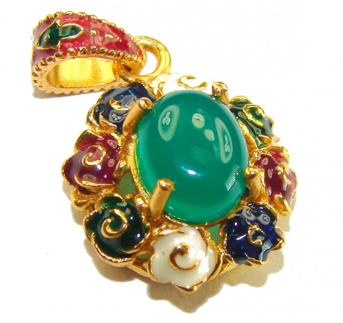 INCREDIBLE 3.2 carat Natural Jade Enamel 18K Gold over .925 Sterling Silver Pendant - Close-up of jade pendant with enamel and gold details