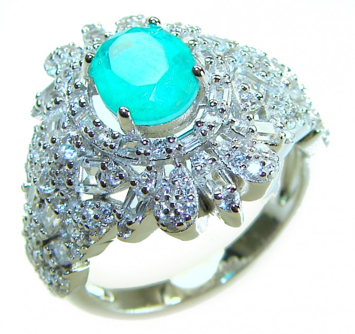 Vintage style - Timless Beauty 6.5 carat Emerald .925 Sterling Silver handcrafted Statement ring size 6 1/4 - Close-up of vintage-style emerald ring with intricate diamond setting
