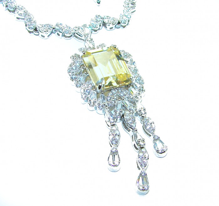 Vintage Beauty Authentic 22.5 carat Brazilian Citrine .925 Sterling Silver handcrafted 16 inches necklace - Close-up of vintage necklace with Brazilian citrine and diamond accents.