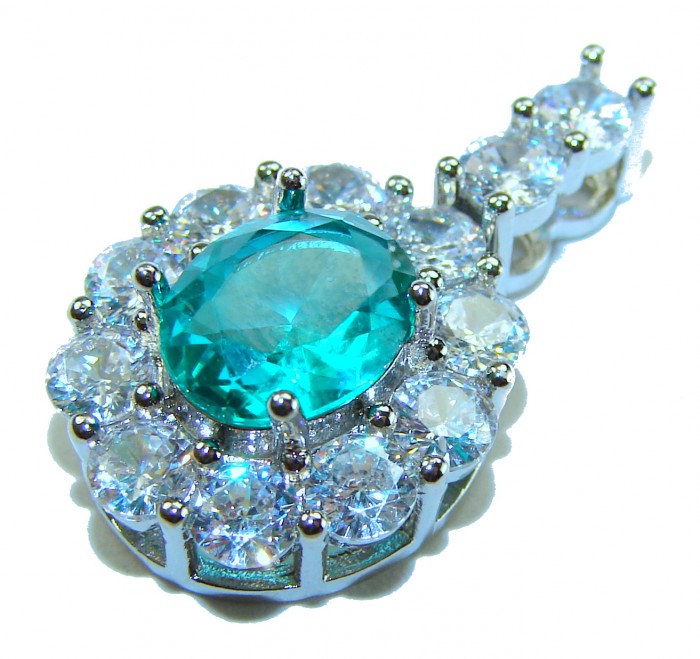 Divine Beauty 8.5 carat Aquamarine .925 Sterling Silver handcrafted pendant - Close-up of Divine Beauty Aquamarine pendant with sparkling stones