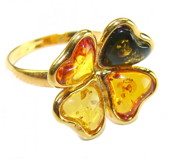 Beauty of the Nature Baltic Amber .925 Sterling Silver dipped in real Gold handcrafted HUGE ring; s. 7 adjustable - Clover-shaped ring with multicolored Baltic amber stones, close-up view.