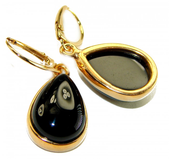 Outstanding authentic Onyx 14K Gold over .925 Sterling Silver Earrings - Onyx and gold teardrop earrings, close-up detail.