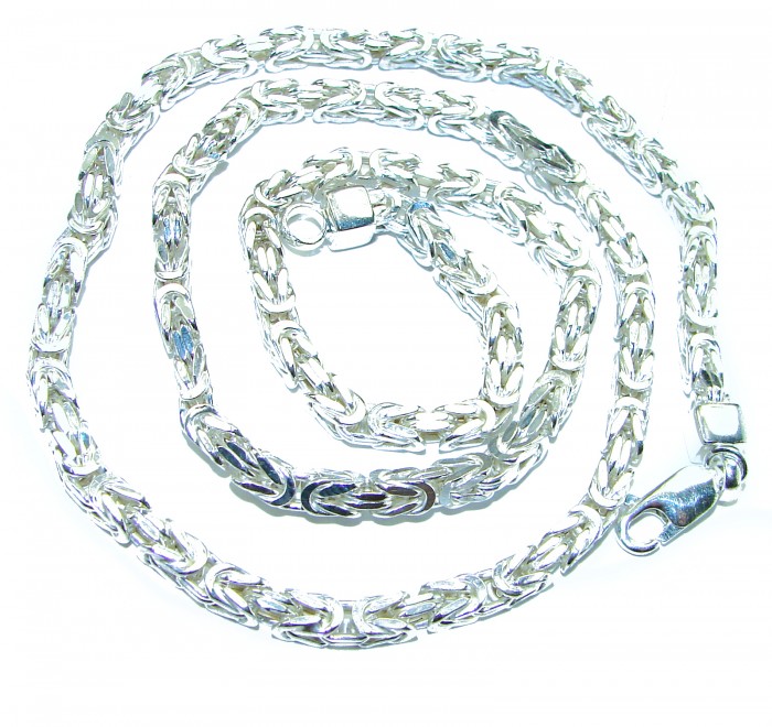 Sterling Silver Italian 20" long long, 5 mm wide Chain; 25.8 grams - Sterling Silver Italian chain, 20" length, 5mm width, coiled display.