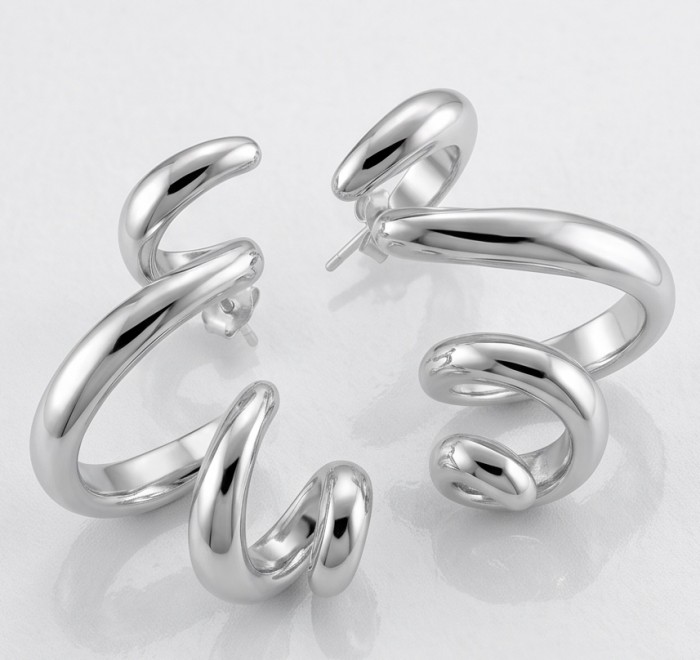 Spiral design Italy made .925 Sterling Silver handcrafted Earrings - Spiral sterling silver earrings, top view, handcrafted in Italy.