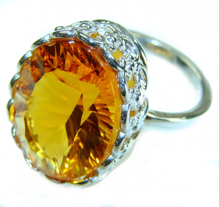 Solid 18.8 carat Genuine Lemon Quartz .925 Sterling Silver handcrafted ring size 8 3/4 - Close-up of 18.8 carat lemon quartz ring in .925 sterling silver setting.