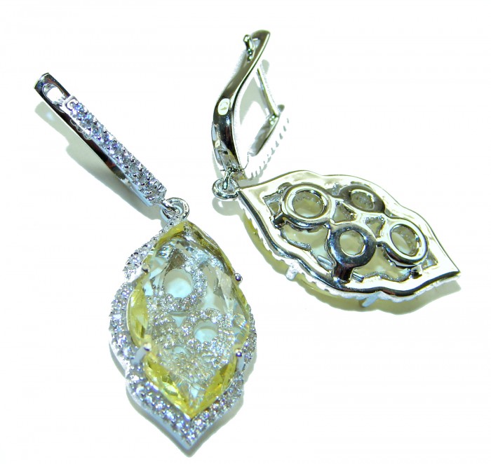 Costa del Sol 15.8 carat Lemon Quartz .925 Sterling Silver handcrafted Statement Earrings - Close-up of Costa del Sol Lemon Quartz earrings, clasp and stone detail.