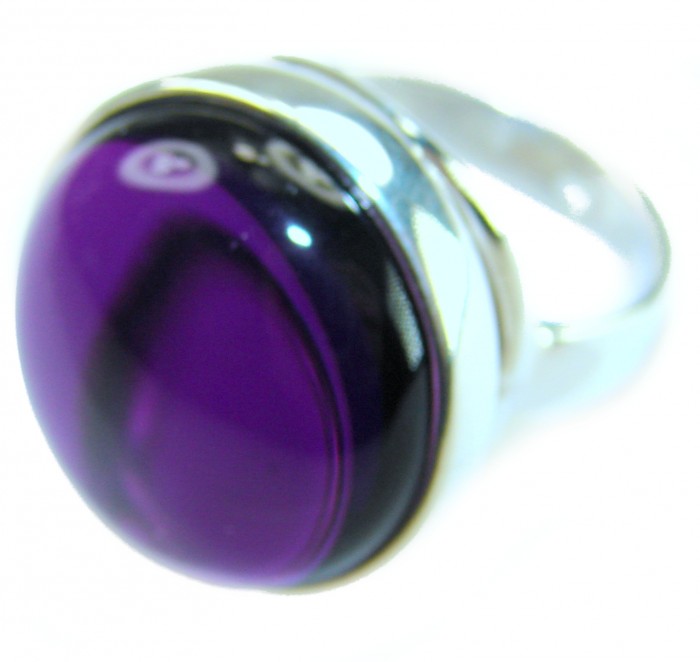 Purple Full Moon 25.2 carat Amethyst .925 Sterling Silver Handcrafted Large Ring size 7 - Close-up of purple amethyst ring with silver setting