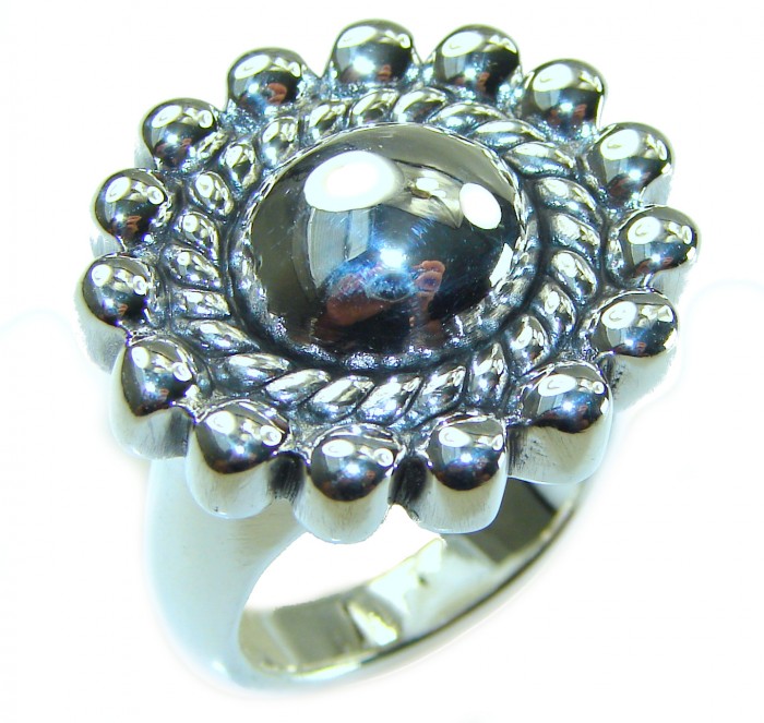 Precious Flower Bali made .925 Sterling Silver handcrafted Ring s. 8 - Close-up of Precious Flower Bali .925 Sterling Silver ring face