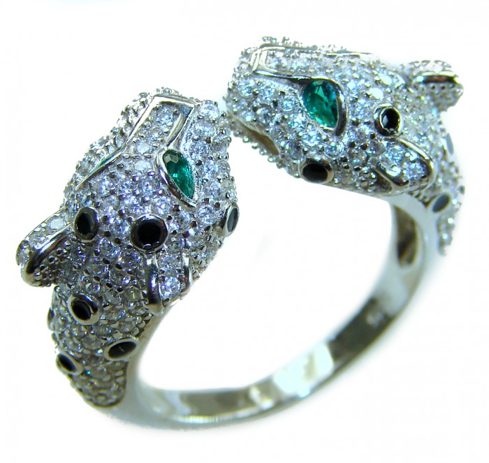 Panthère 4.5 carat Emerald black enamel .925 Sterling Silver handcrafted Statement Ring size 10 - Panthère ring, close-up of emerald eyes and black enamel detail.