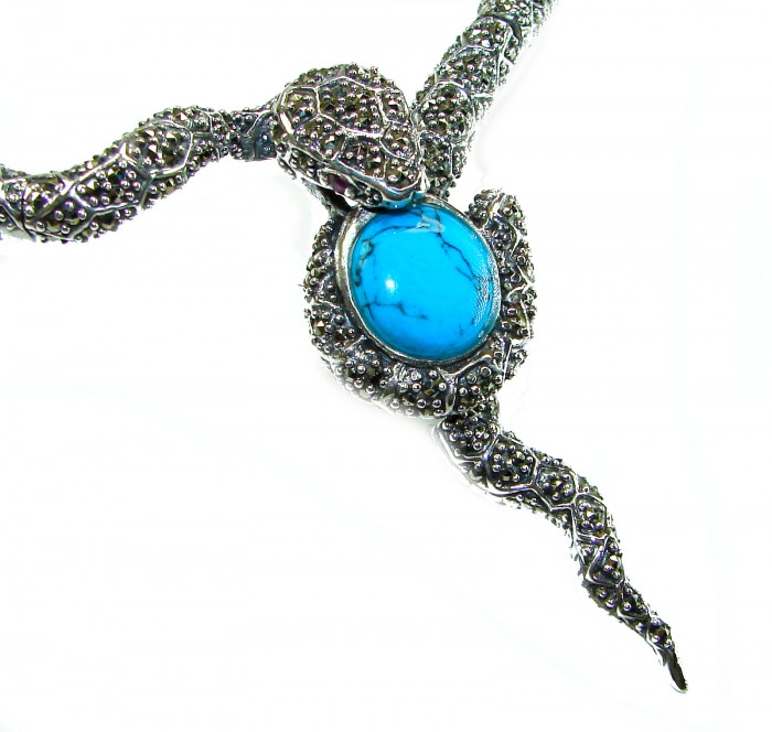 HUGE 84.5 grams Snake design genuine Turquoise .925 Sterling Silver handcrafted Necklace - Close-up of snake necklace with turquoise stone in sterling silver.