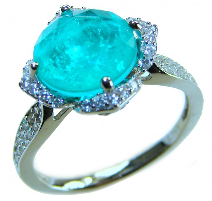 4.4 carat natural Colombian Emerald .925 Sterling Silver handmade Statement Ring size 8 1/4 - Emerald ring in close-up, showcasing 4.4 carat stone and silver setting.