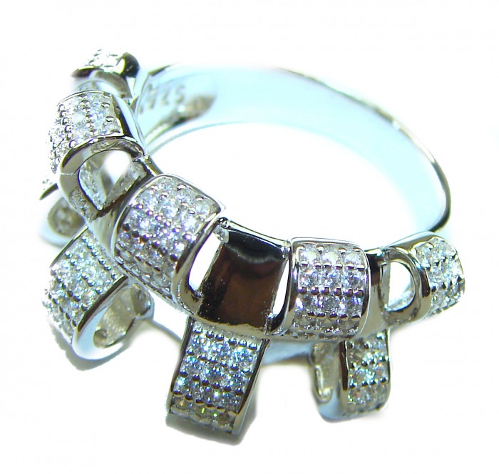 Extravaganza 9.8 carat White Topaz .925 Sterling Silver brilliantly handcrafted ring s. 6 3/4 - Top view of Extravaganza 9.8 carat White Topaz .925 Sterling Silver ring.
