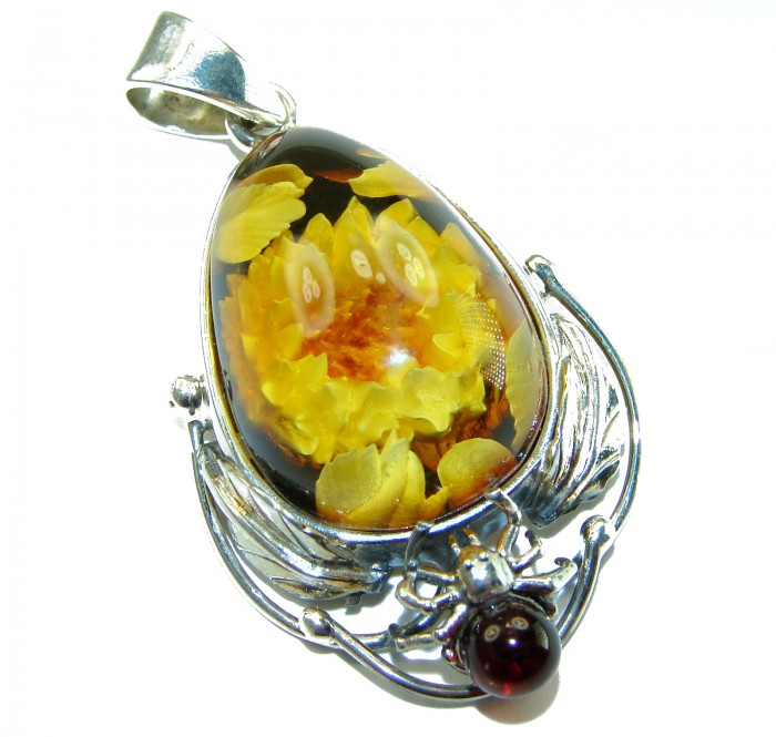 REAL ART! SUMMER Wild Sunflowers Fabulous - carved GENUINE Baltic Amber Sterling Silver handmade Pendant - Pendant with carved sunflower and spider detail, close-up view.