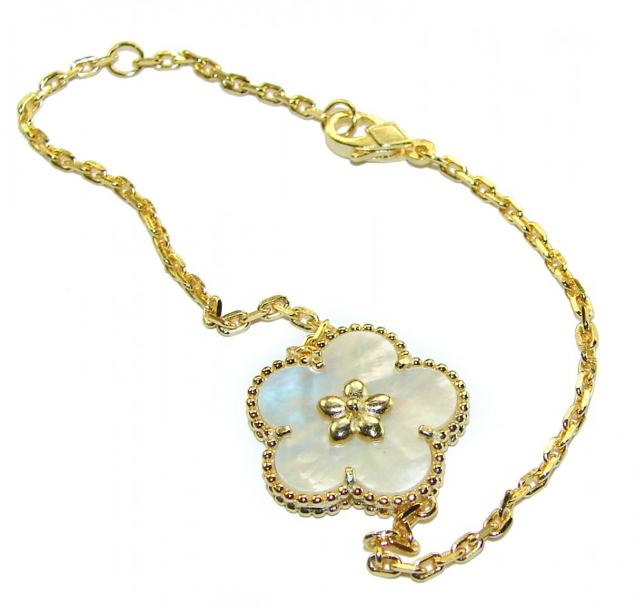 Fantastic Blister Pearl 14K Gold over .925 Silver handmade Bracelet - Gold chain with flower pendant, front view, 14K gold over silver.