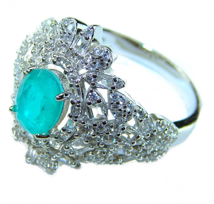 Vintage style - Timless Beauty 6.5 carat Emerald .925 Sterling Silver handcrafted Statement ring size 7 3/4 - Emerald ring with intricate setting, side angle view