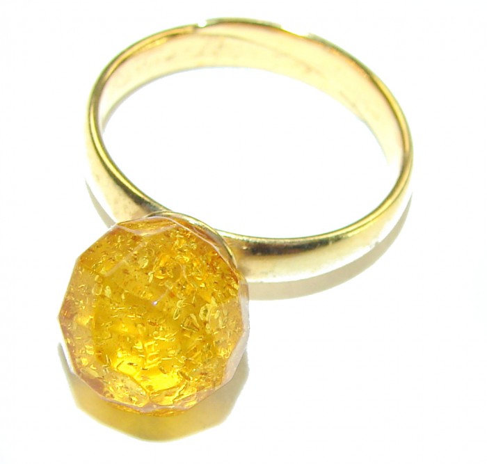 Modern Concept Golden Sphere - Natural faceted Baltic Amber 18K Gold over .925 Sterling Silver ring s. 8 - Close-up of ring with faceted Baltic amber stone.