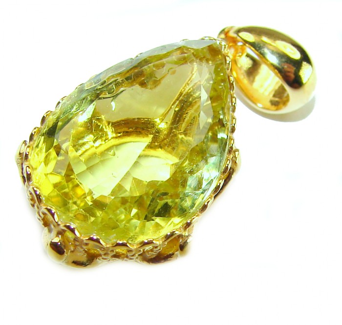 Pear cut 10.3 carat Lemon Quartz 18K Gold over .925 Sterling Silver handcrafted pendant - Close-up of pear cut Lemon Quartz pendant set in 18K gold over sterling.