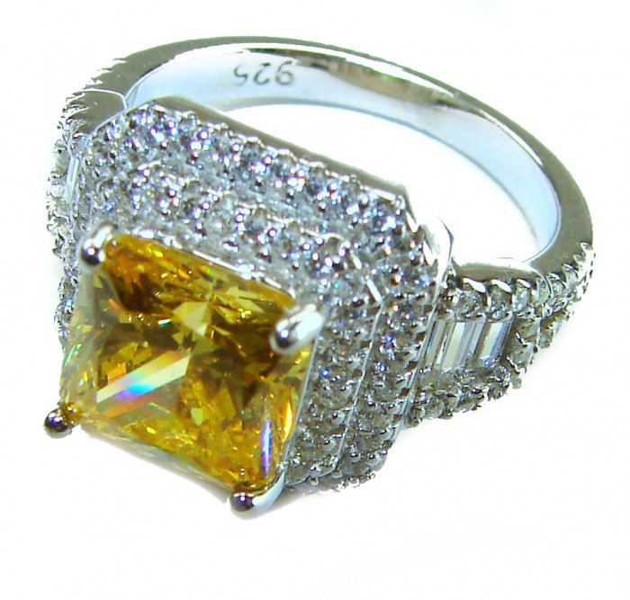 Splendid PRINCESS cut 7.2 carat yellow Sapphire .925 Sterling Silver brilliantly handcrafted ring s. 6 - Close-up of yellow sapphire ring with intricate diamond setting.